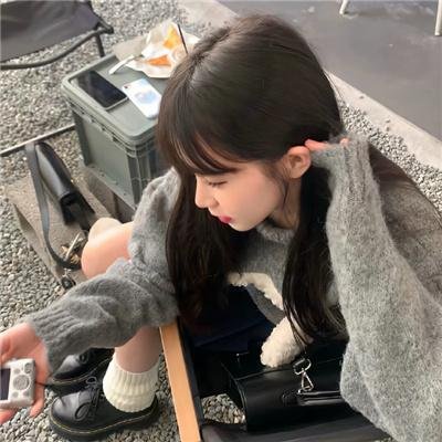 血染两山红